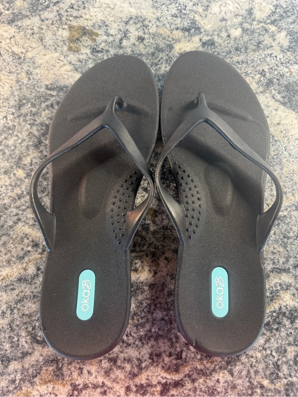 OKA b. Black Women's Thong Sandals with Teal Logo Accent
